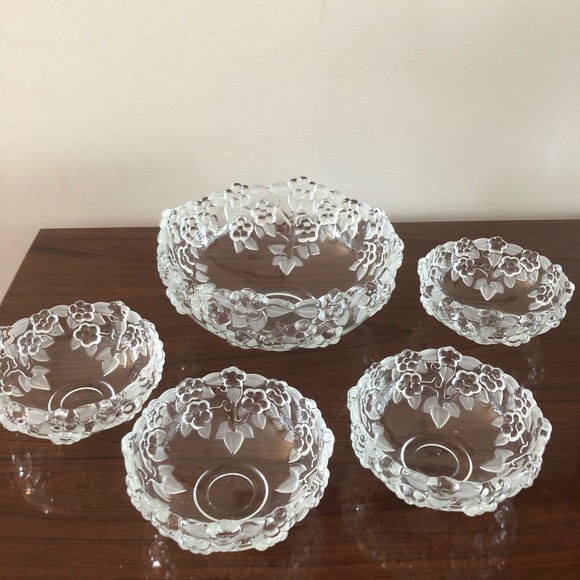 mikasa crystal salad bowl